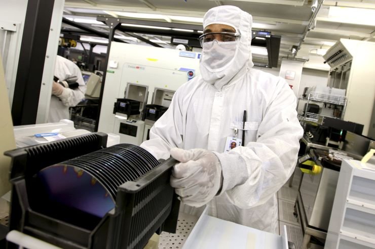 Tech stocks are feeling the pain but may emerge better off after trade war